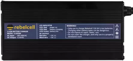 Rebelcell Li-Ion Batterieladegerät 12.6V 20A - Elektroaußenbordmotoren und Zubehör - 7106623690727 - 2